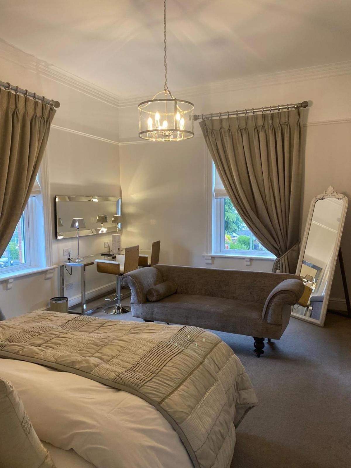 Alexandra Court Hotel Congleton Kültér fotó