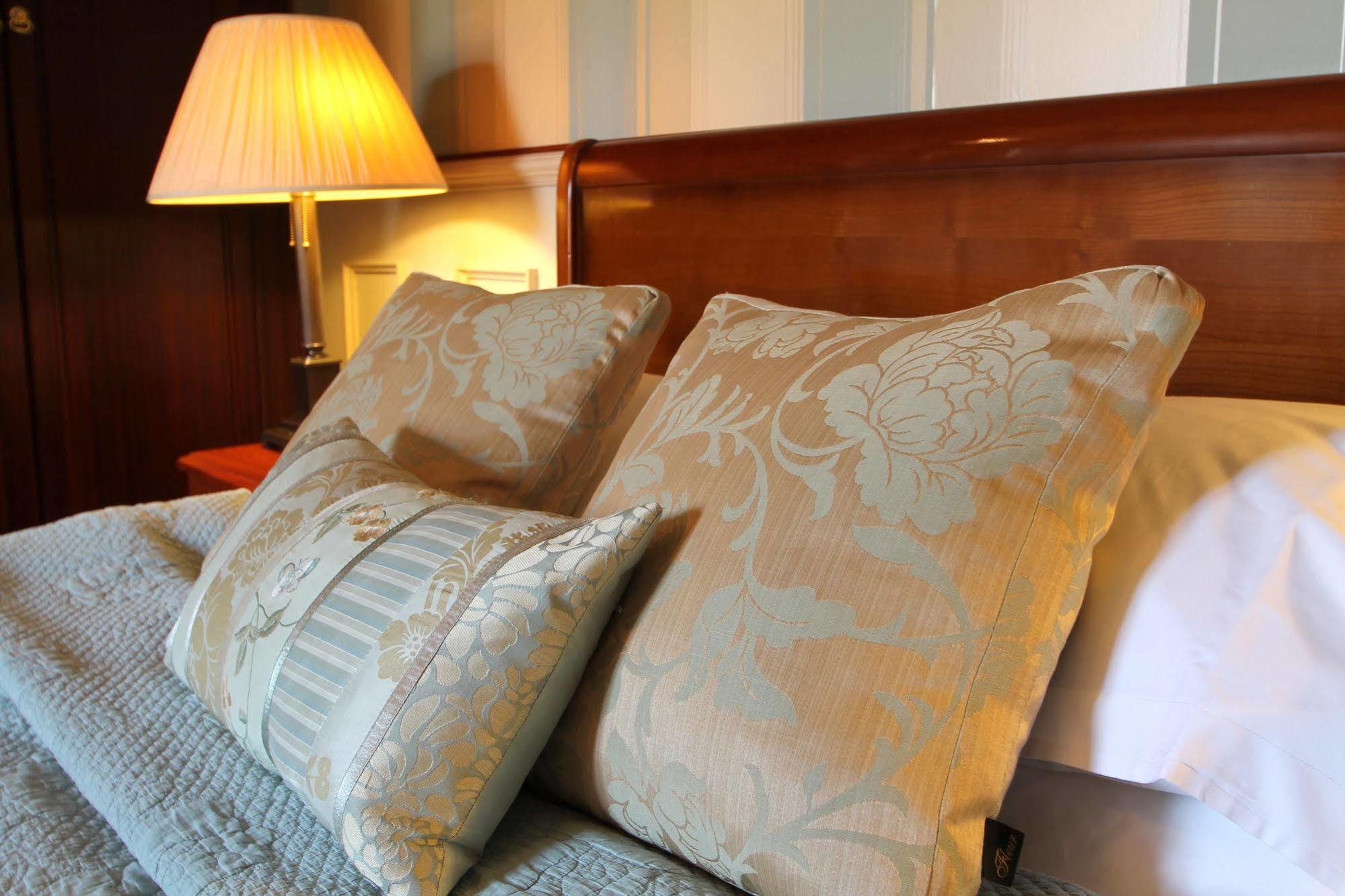 Alexandra Court Hotel Congleton Kültér fotó
